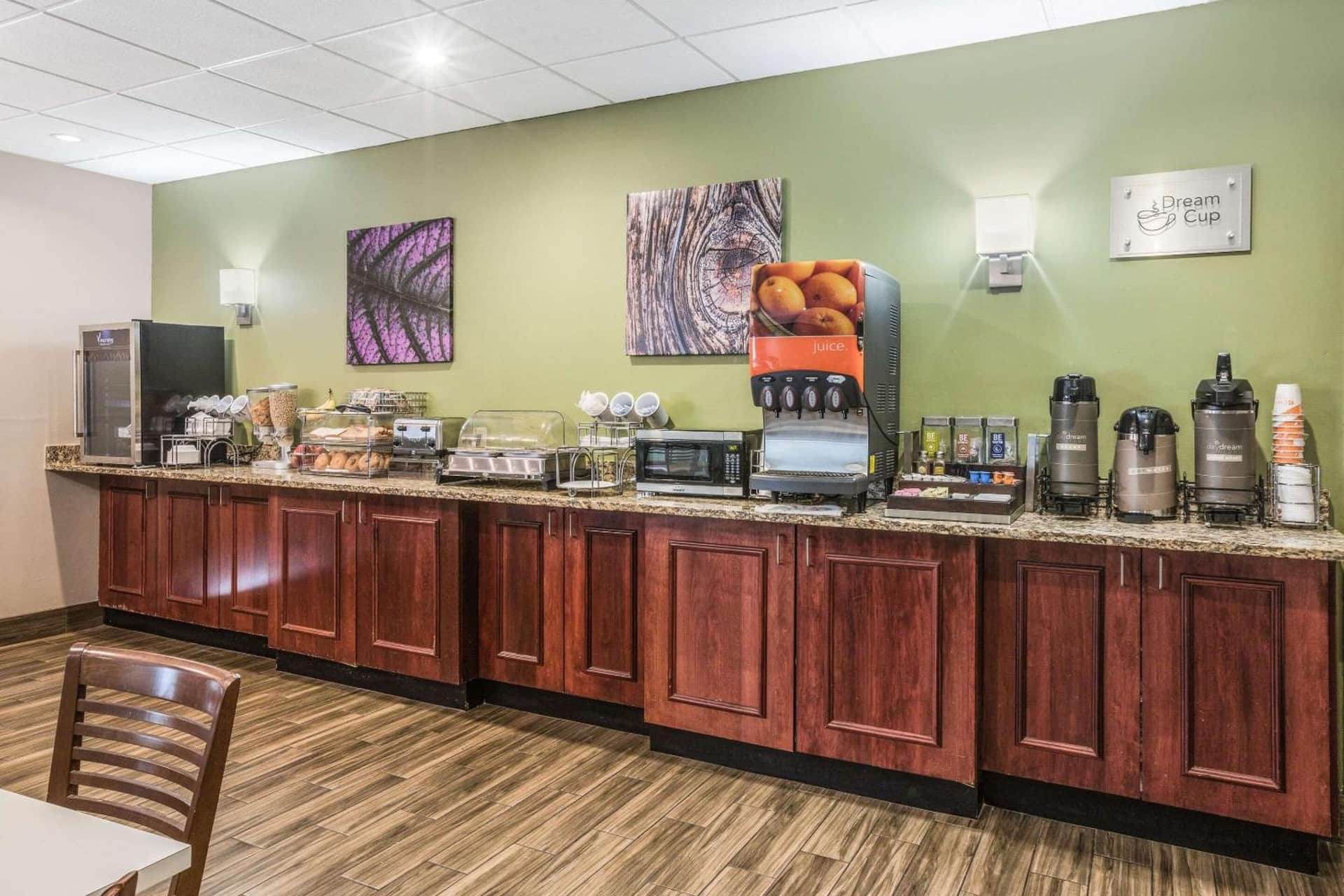 Sleep Inn & Suites