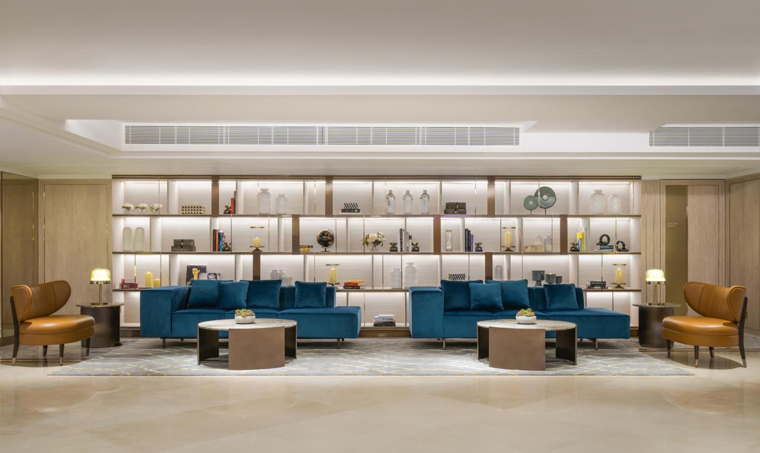 The Royal Pacific Hotel & Towers