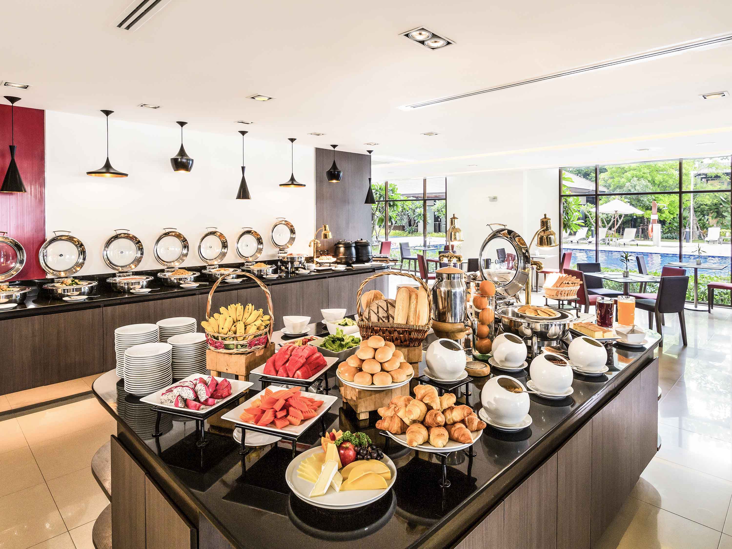 ibis Bangkok Riverside