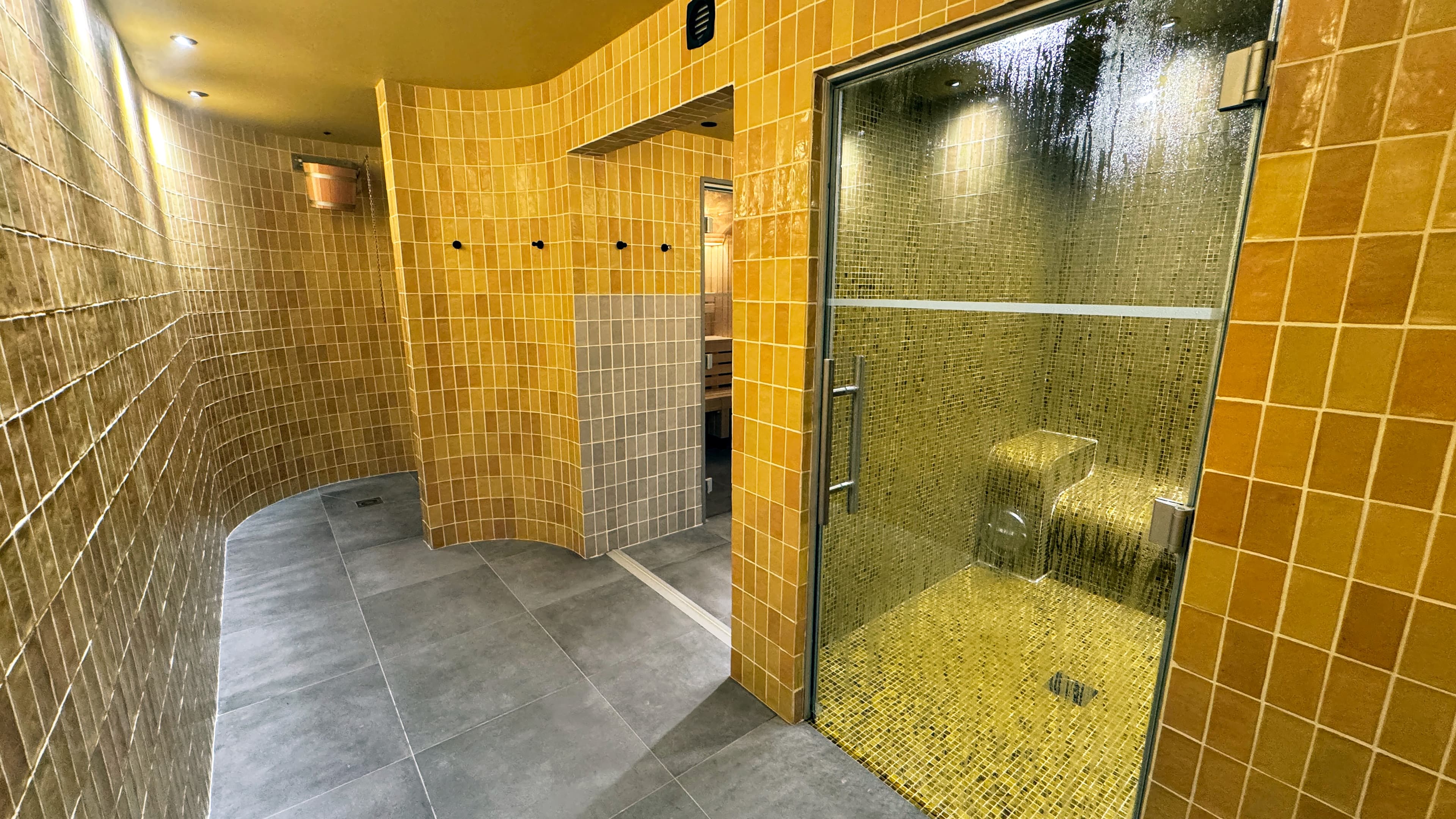 Kyriad Prestige Compiègne