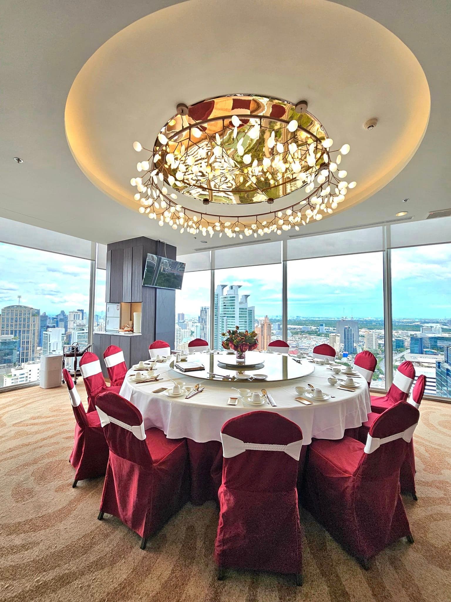 Column Bangkok Hotel