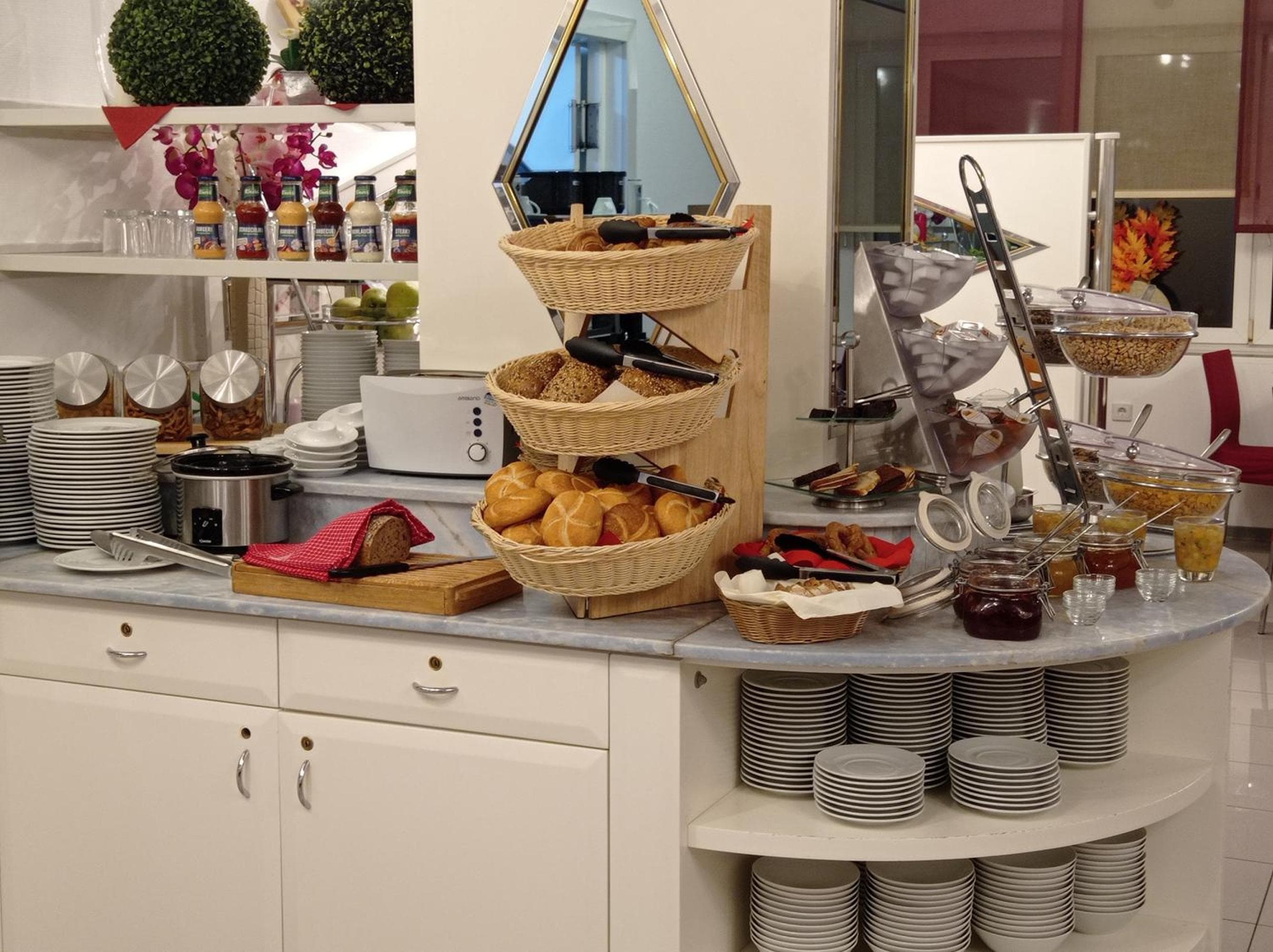 LeoMar Flatrate Hotel Ulm