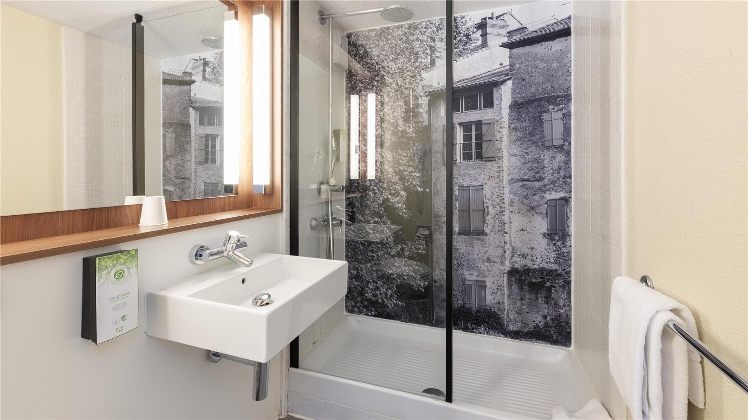 Campanile NATURE - Epône