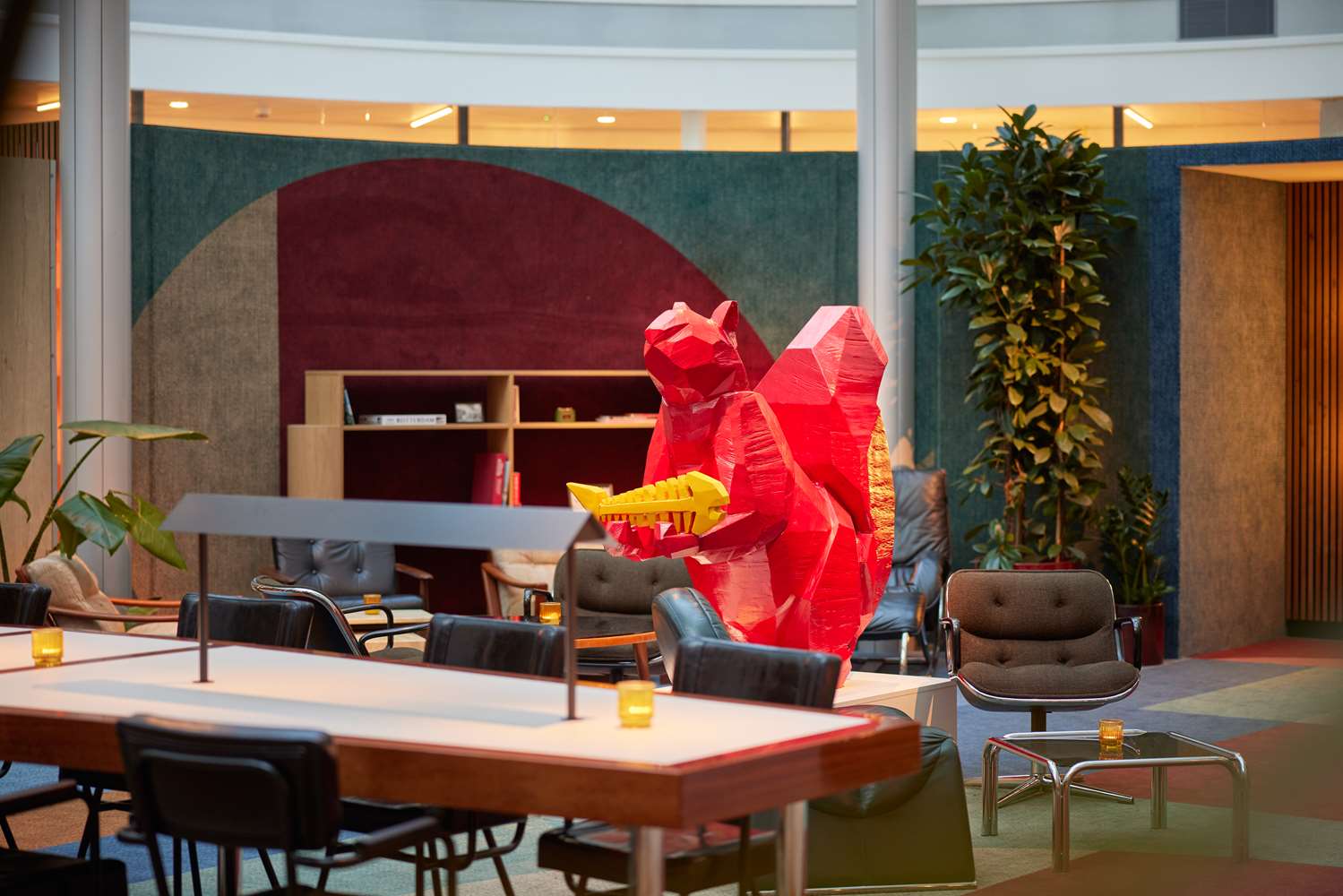 Motto by Hilton Rotterdam Blaak