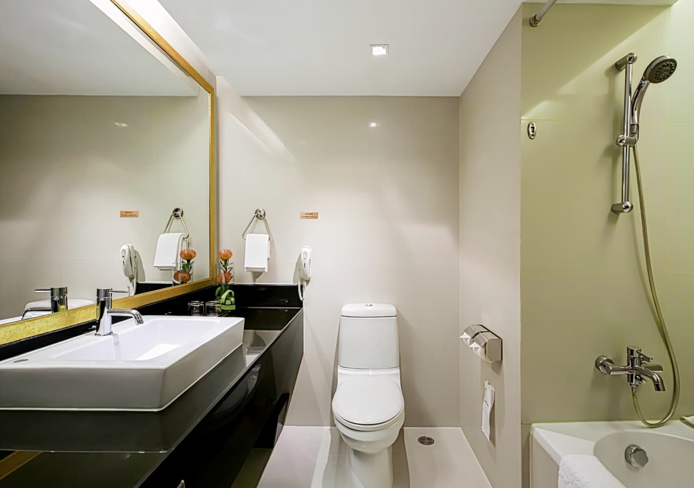 Eastin Hotel Makkasan Bangkok