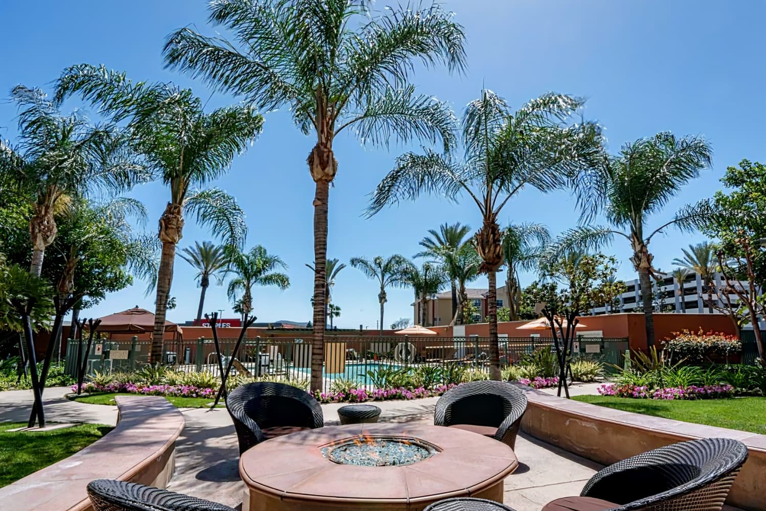 Courtyard by Marriott Los Angeles Burbank Airport