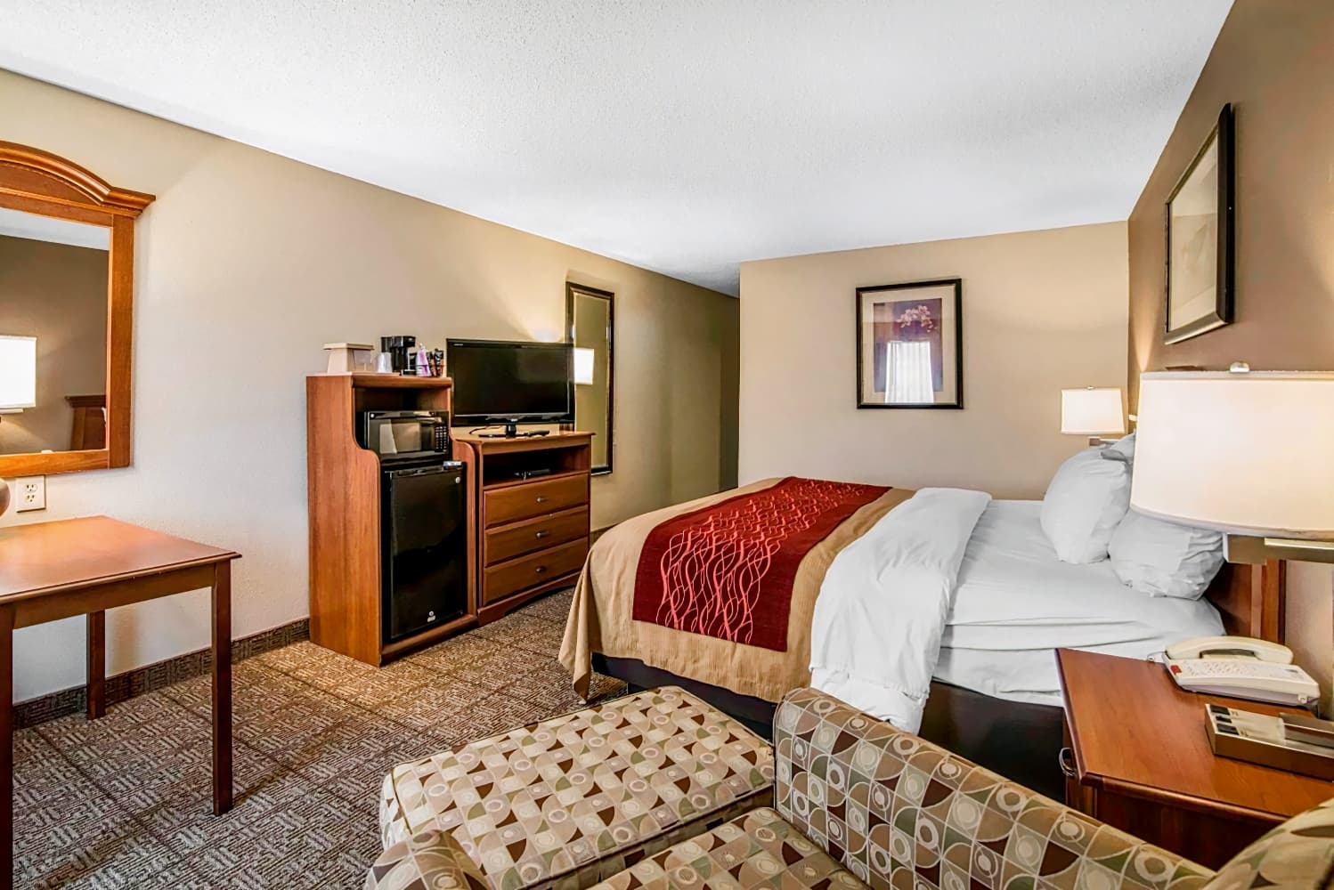 Comfort Inn City of Natural Lakes