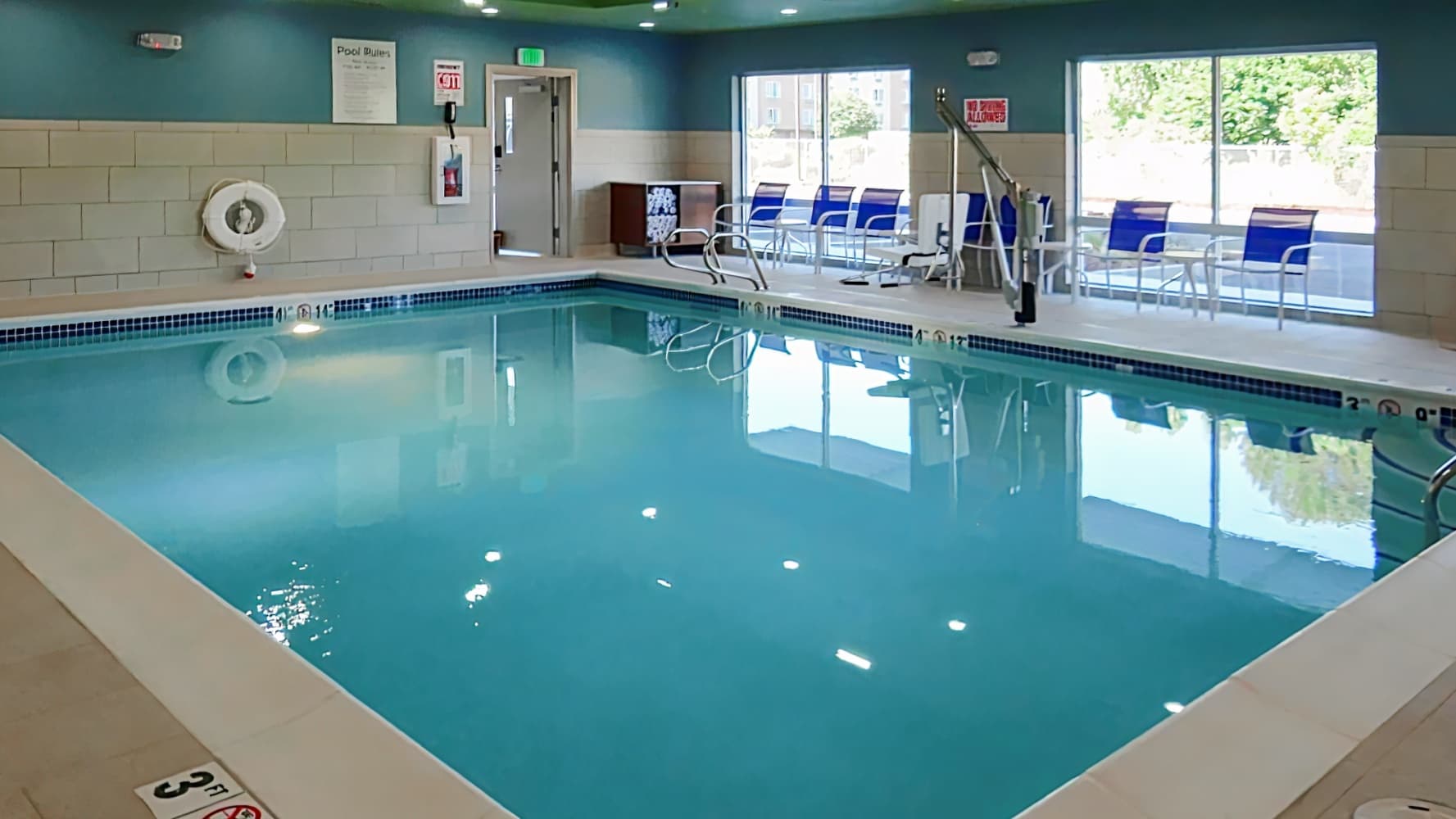 Holiday Inn Express & Suites - Auburn Downtown