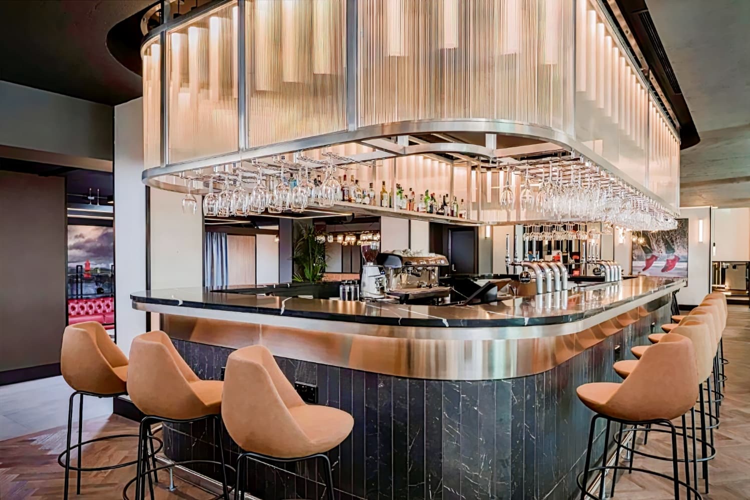 Radisson RED Heathrow