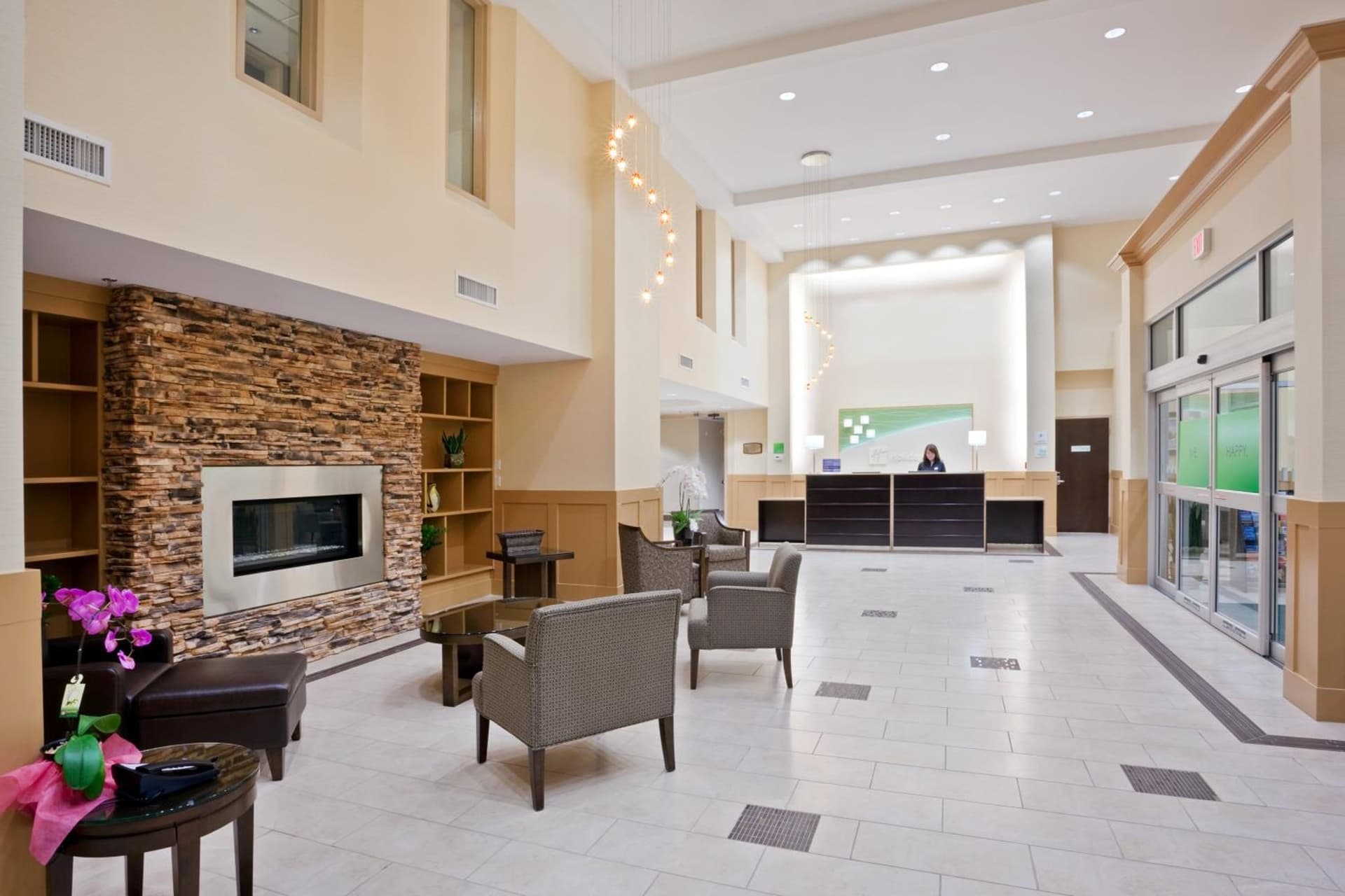 Holiday Inn Hotel & Suites Surrey East - Cloverdale, an IHG Hotel