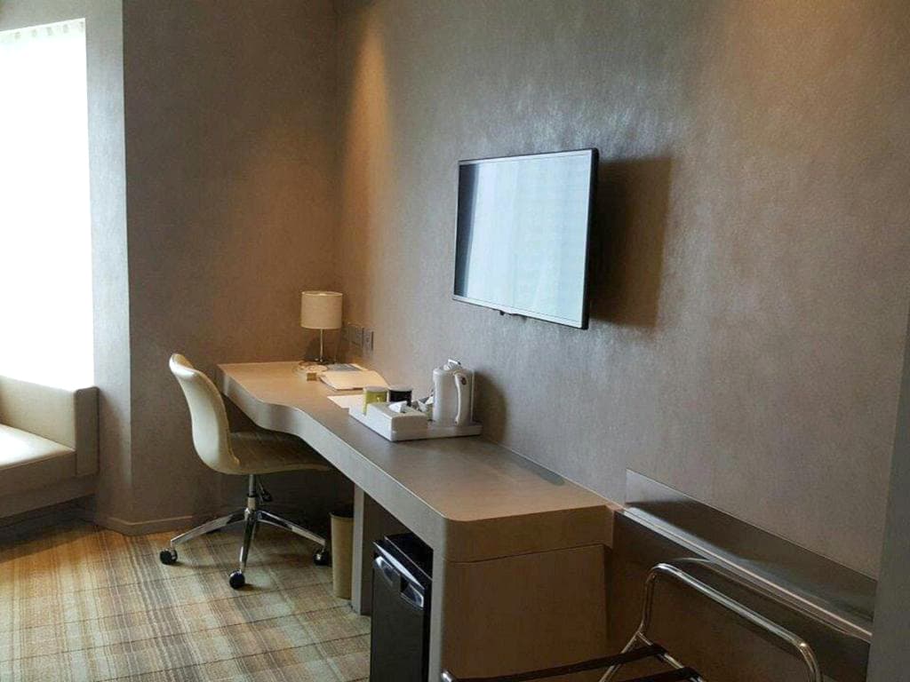 Holiday Inn Express Hong Kong Mongkok, an IHG Hotel