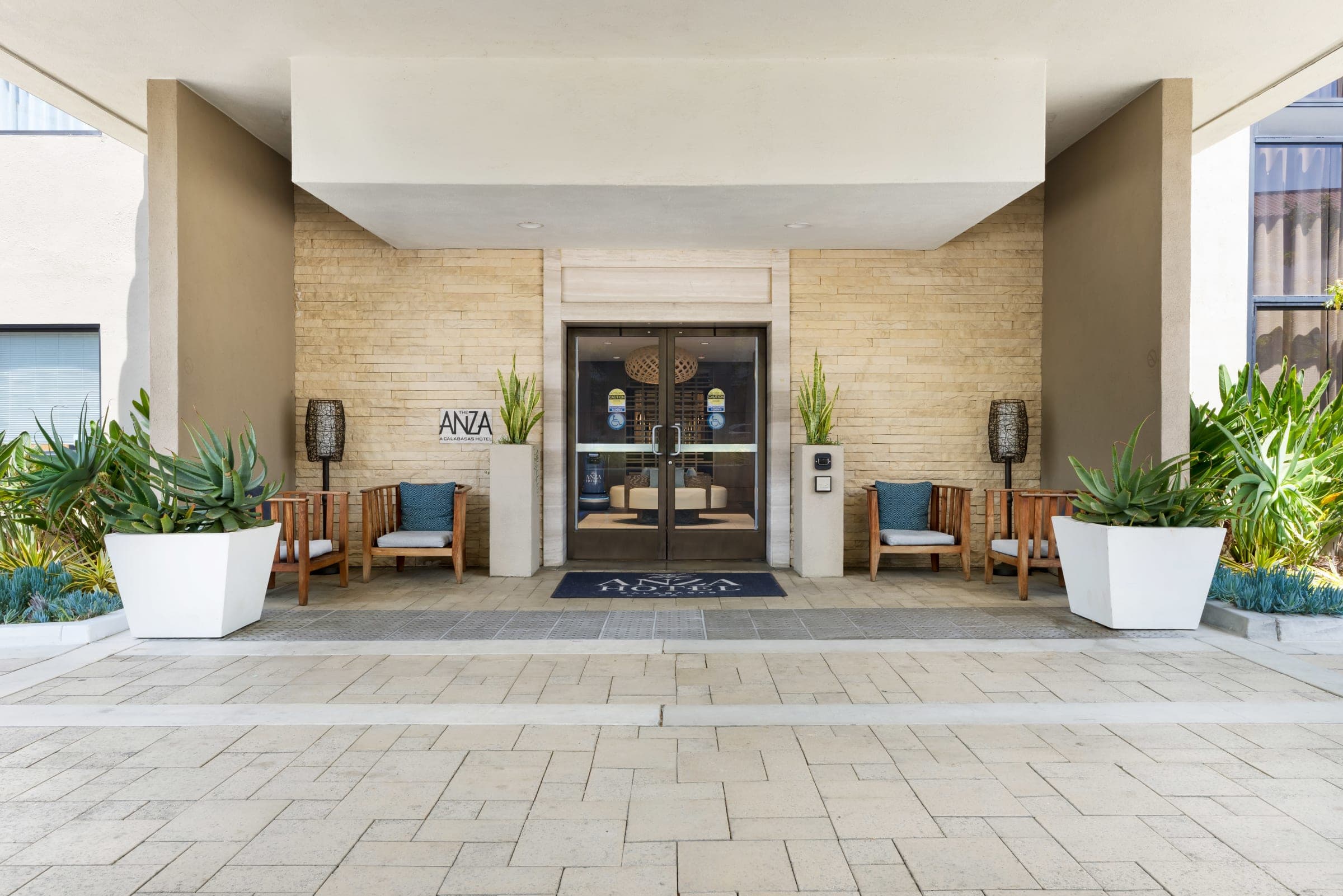 The Anza – a Calabasas Hotel