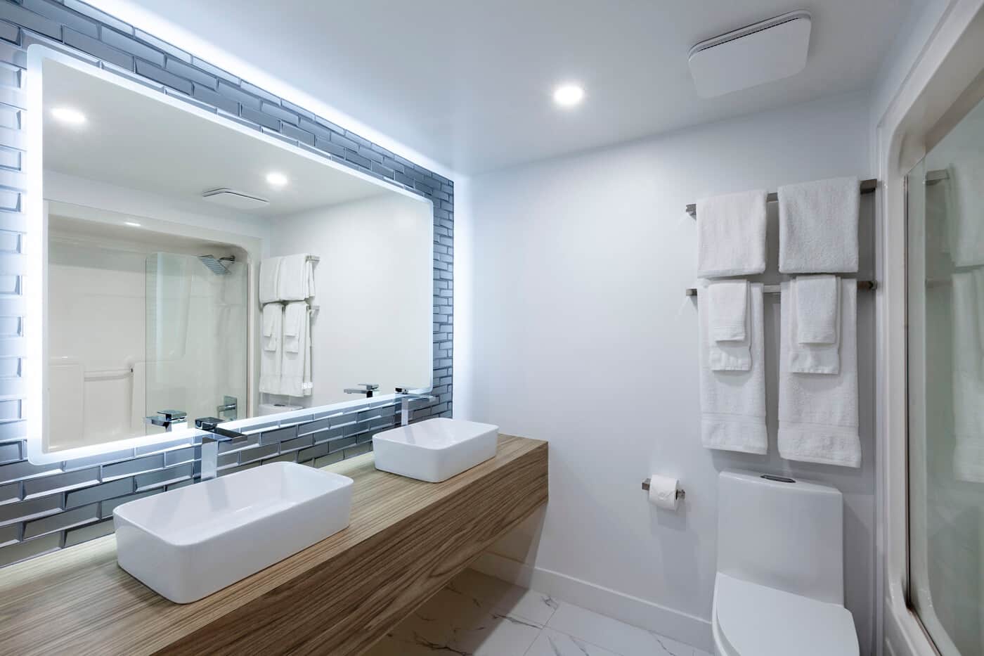 Strata Hotel