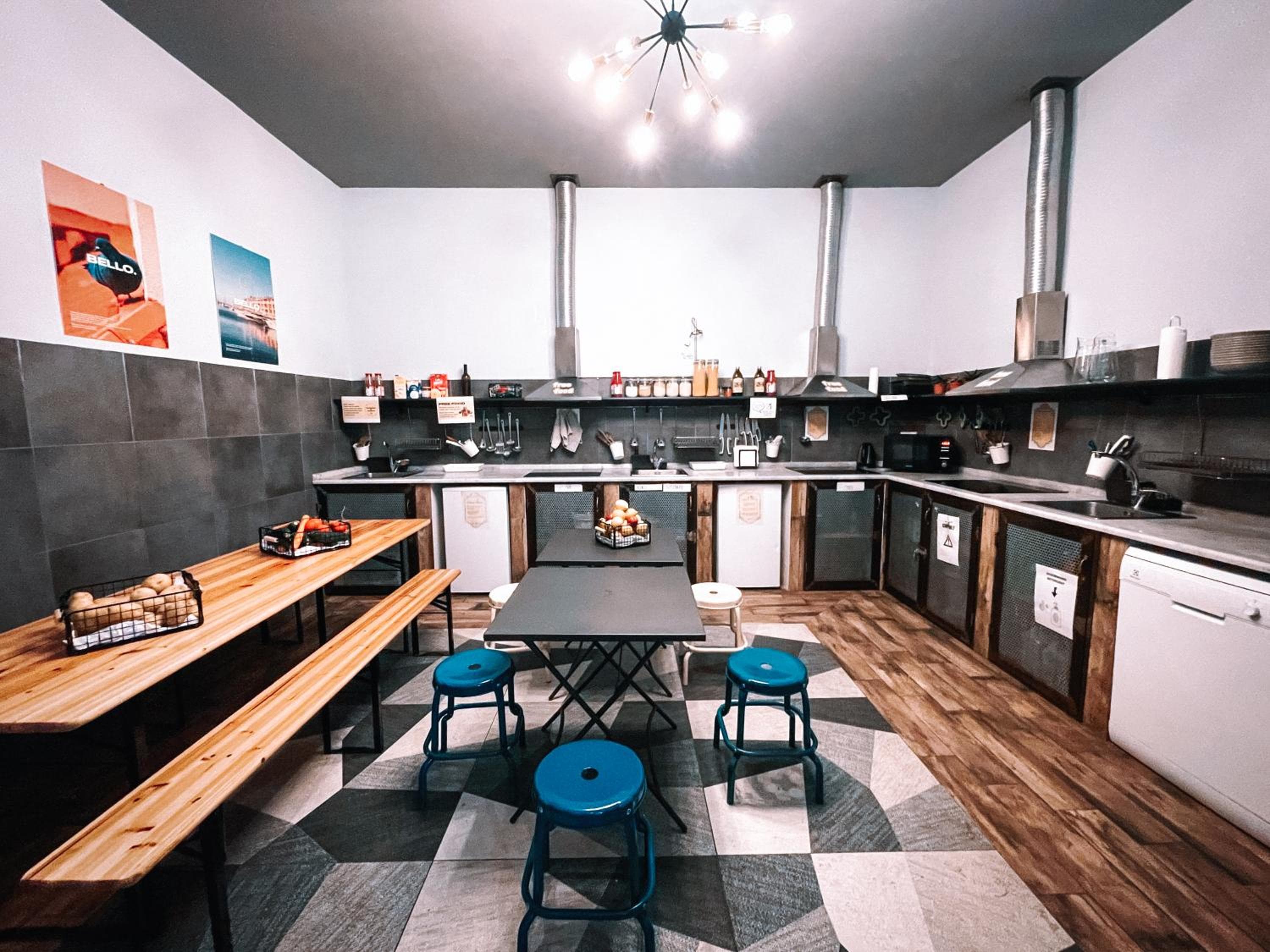 NeapolitanTrips Hotel (Ostello Bello Napoli)