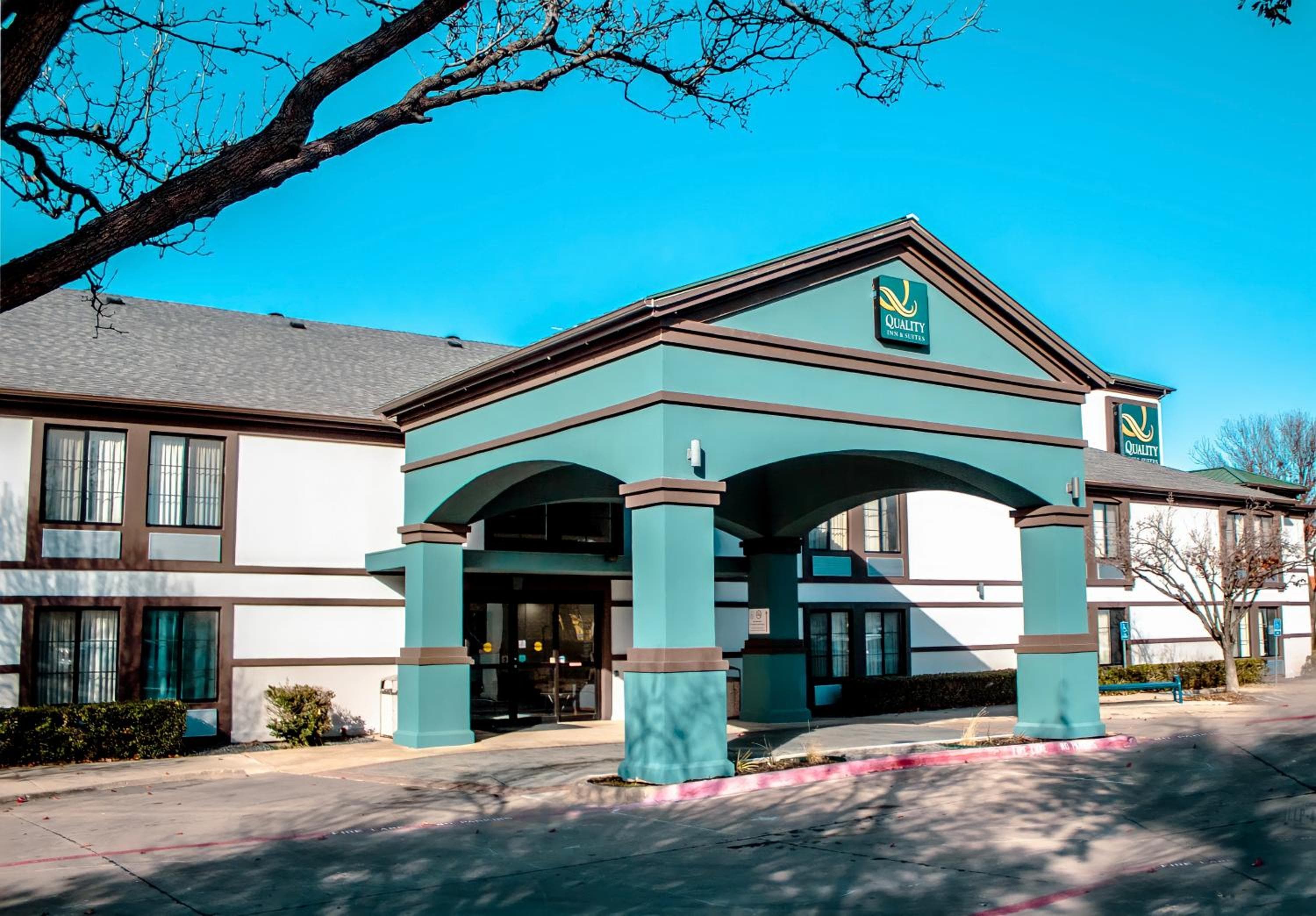 Quality Inn & Suites Irving DFW Airport South