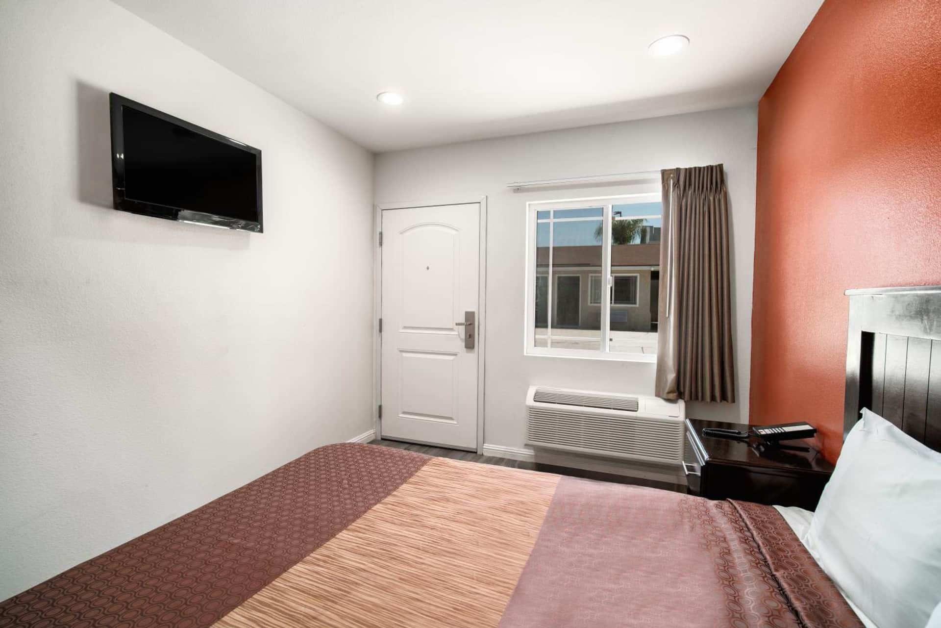 Bell Manor Motel