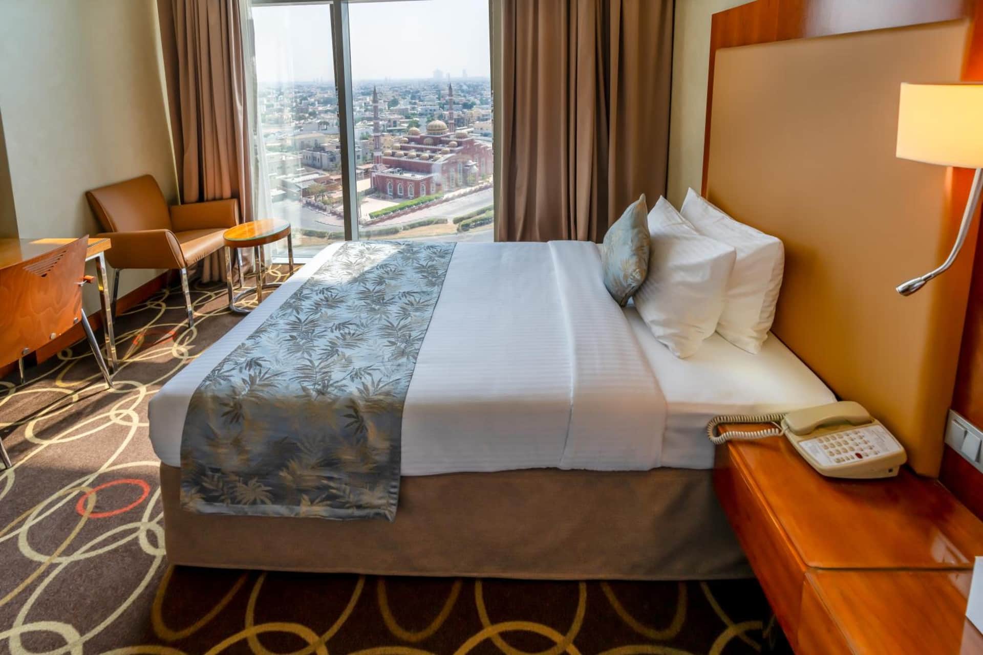 MONTREAL BARSHA HOTEL