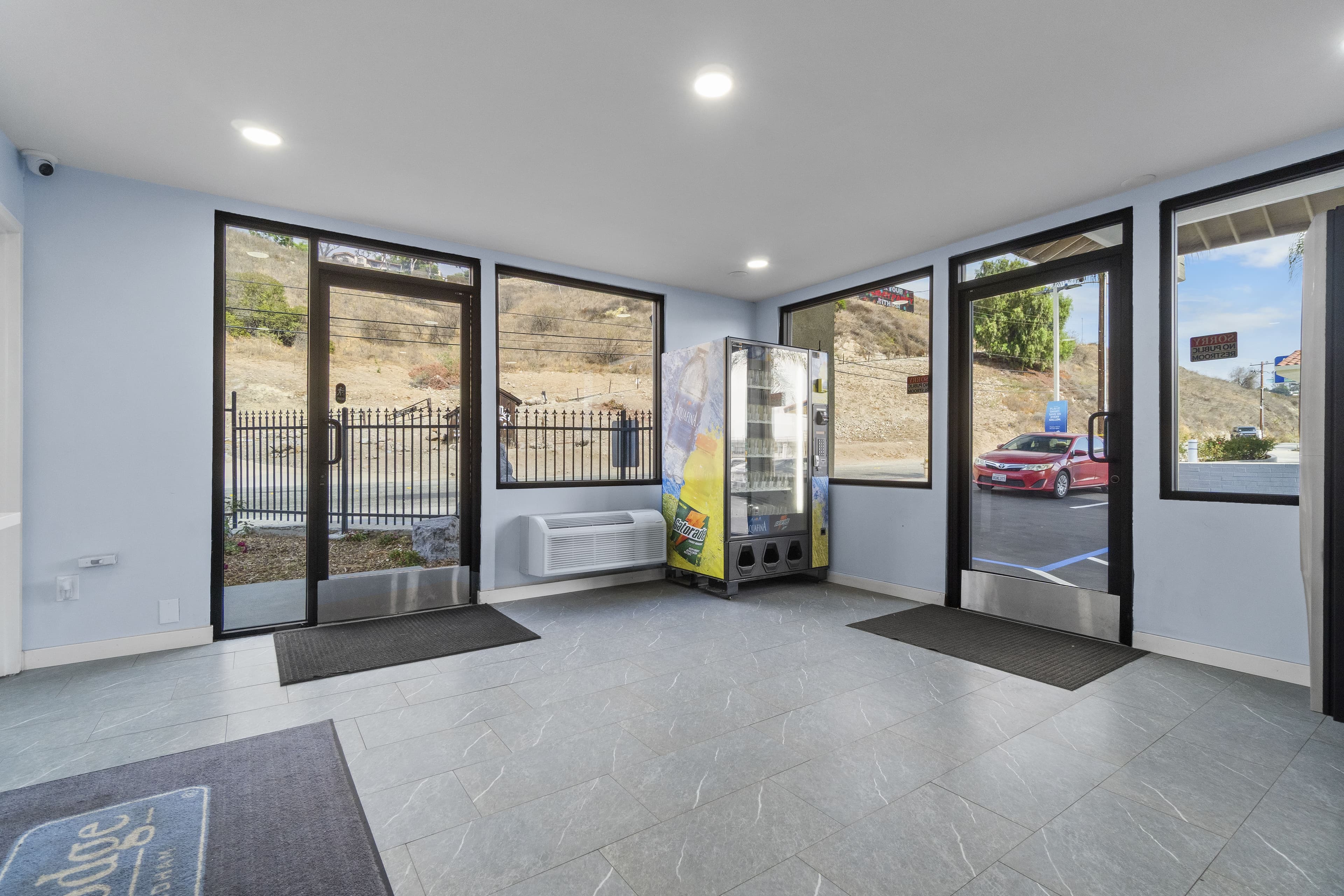 Travelodge by Wyndham Fairplex Pomona