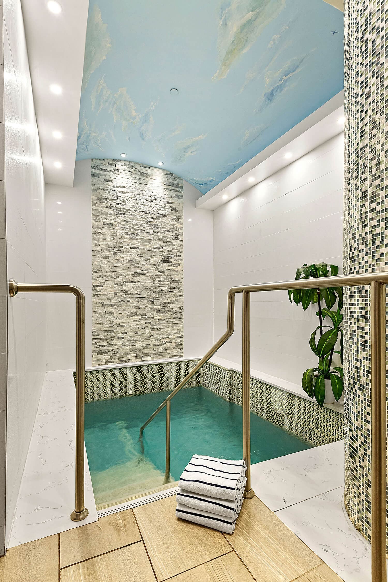 The Armon Stamford Hotel & Conference Center