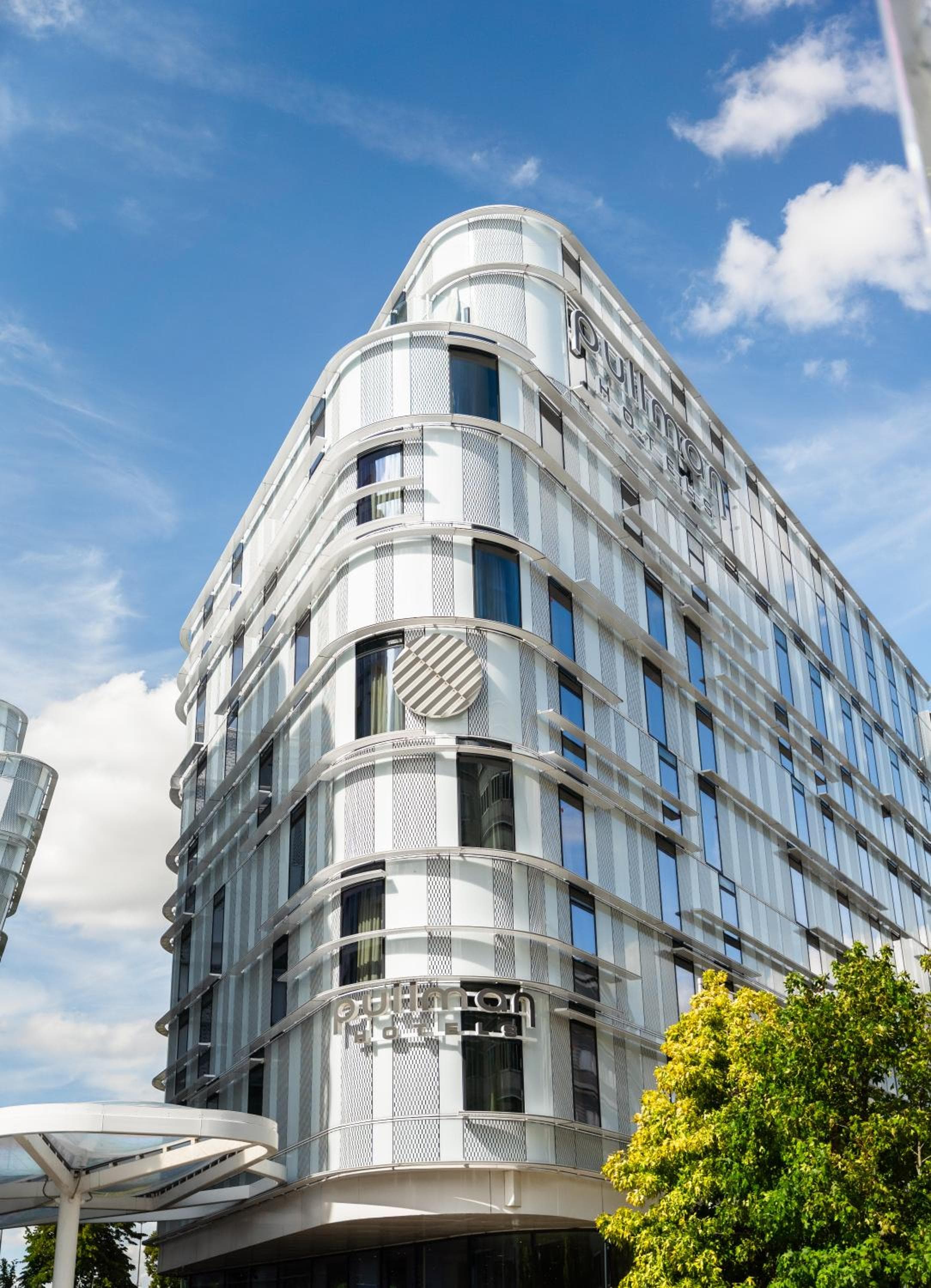 Radisson Blu CDG Airport Terminal Hotel