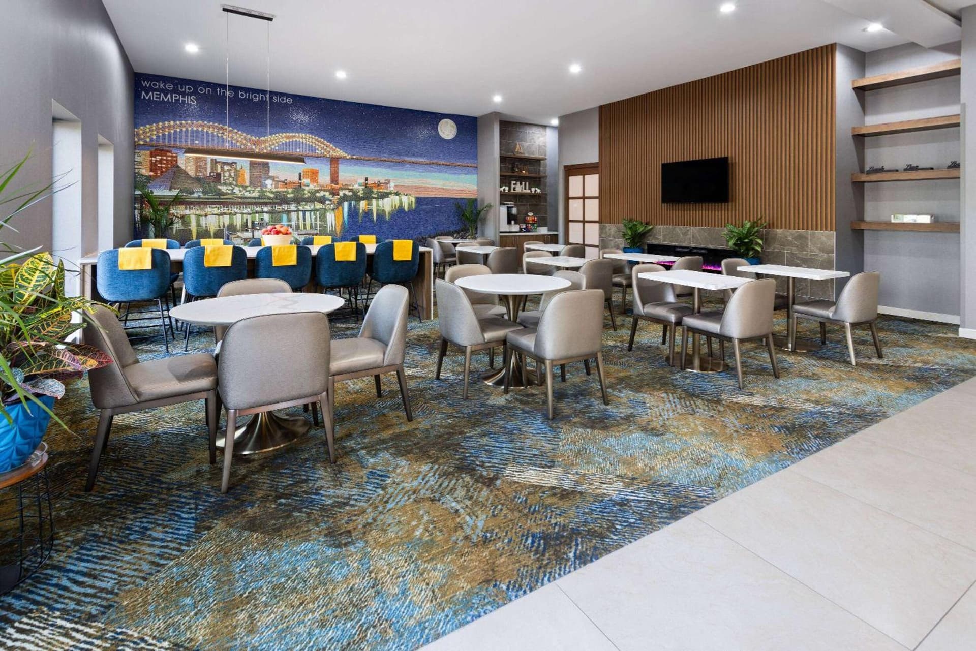 La Quinta Inn & Suites by Wyndham Memphis I-240