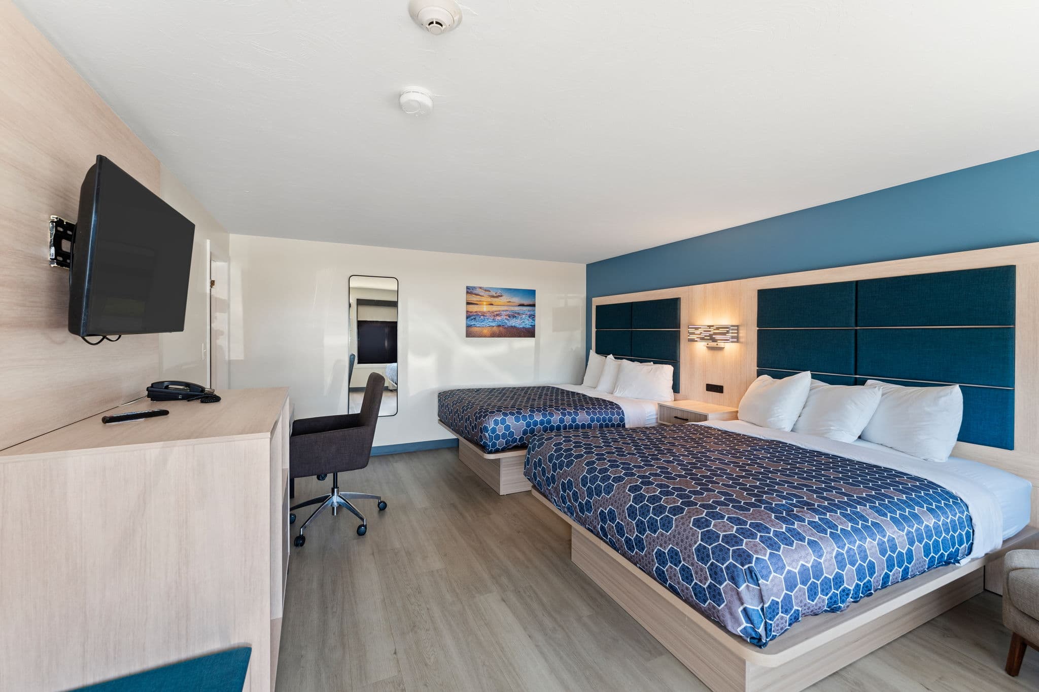 Pilgrim Sands Hotel on Long Beach