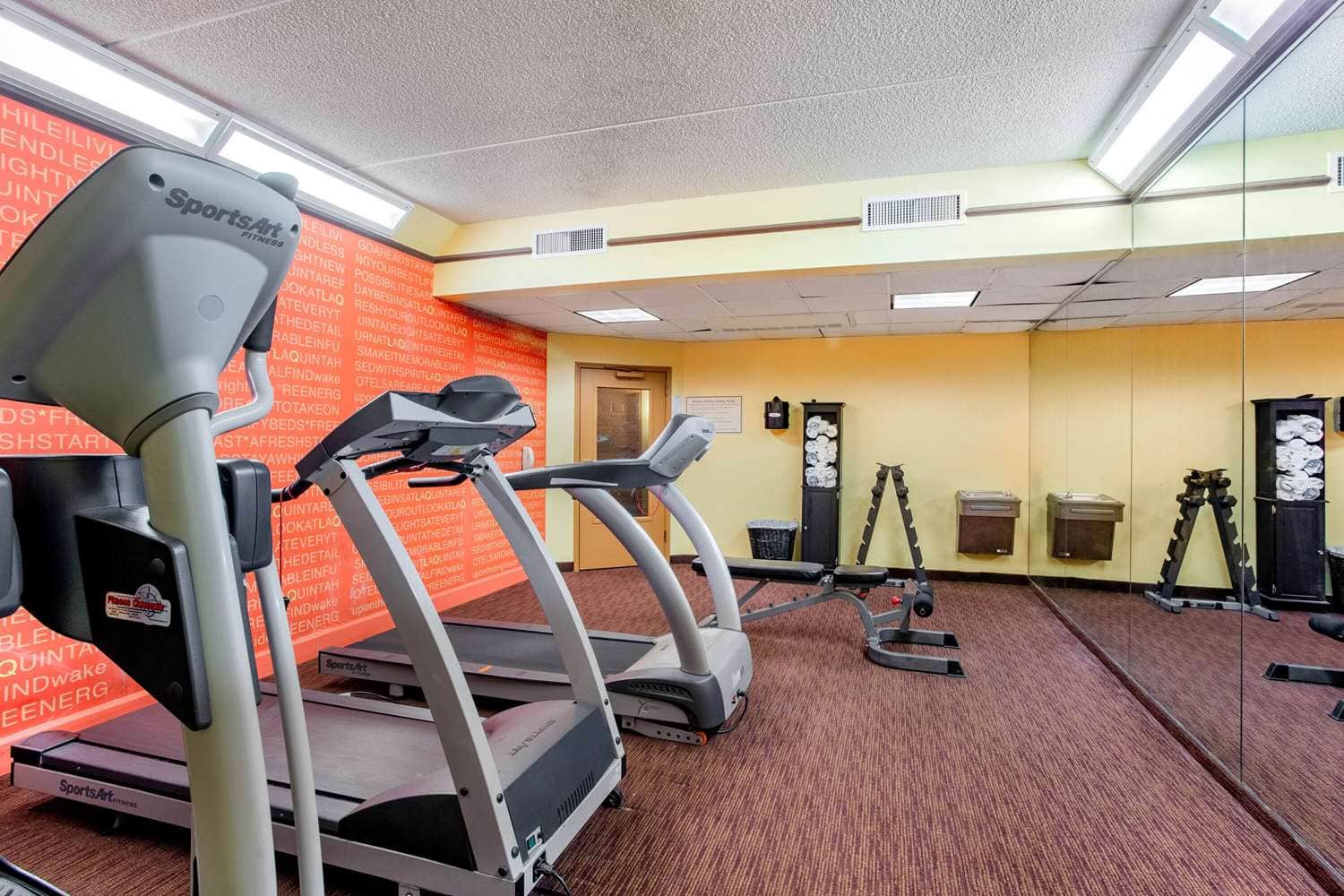 La Quinta Inn & Suites by Wyndham Raleigh/Durham Southpoint