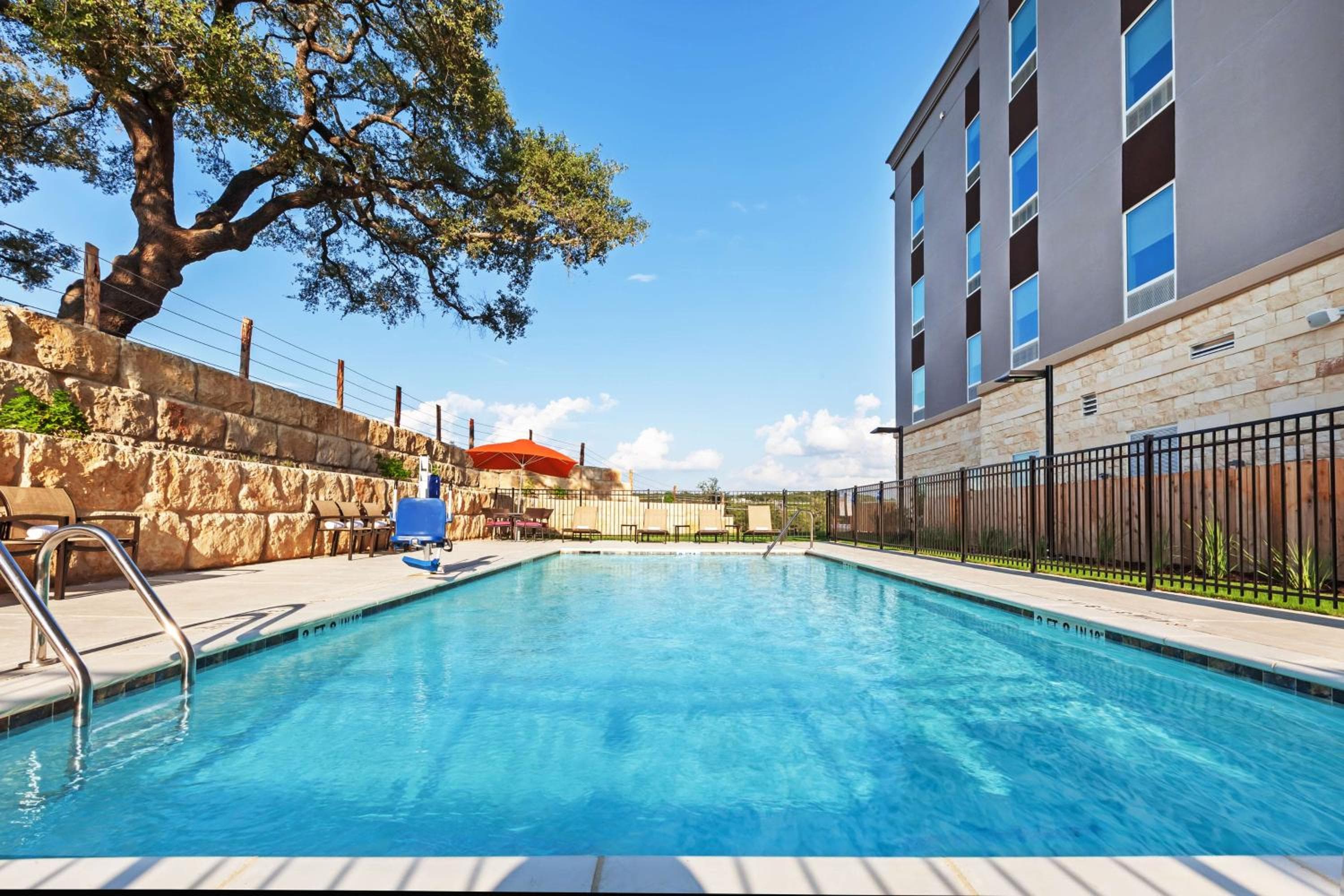 Hampton Inn by Hilton Bulverde Texas Hill Country