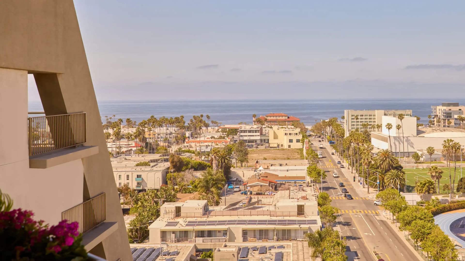 Hyatt Centric Delfina Santa Monica