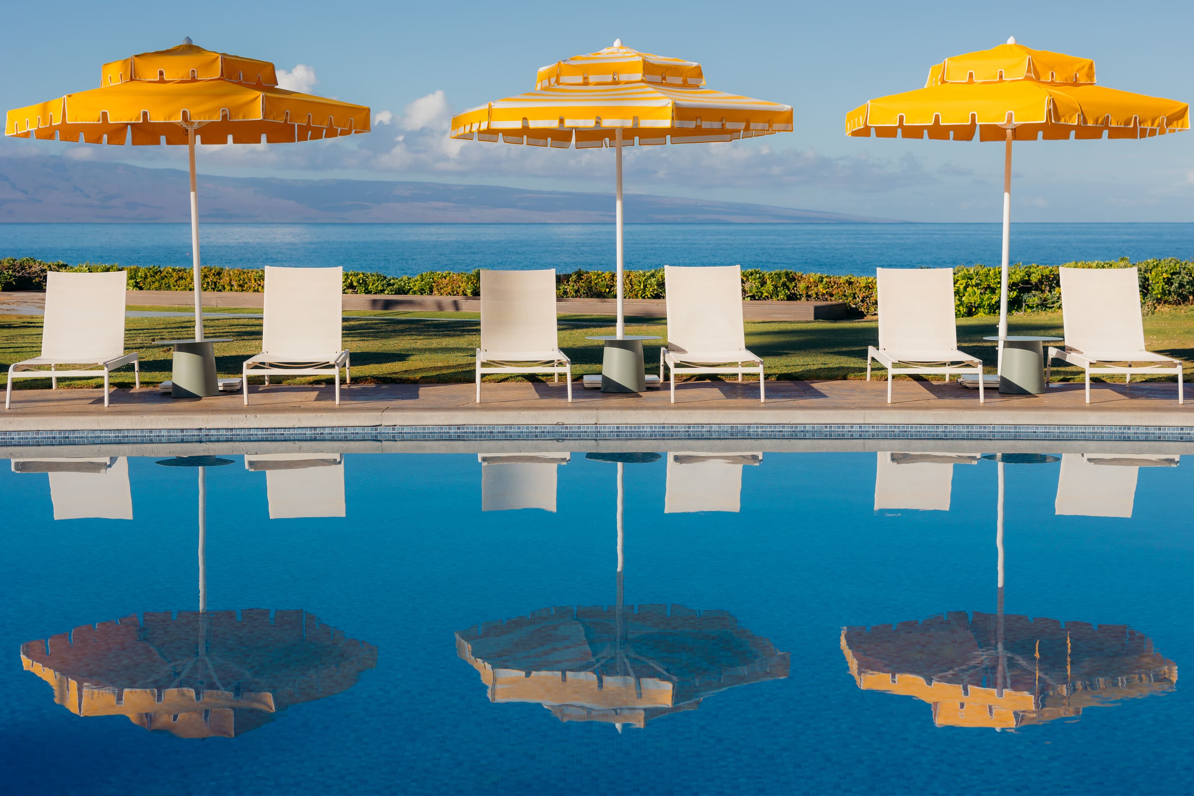 Royal Lahaina Resort & Bungalows