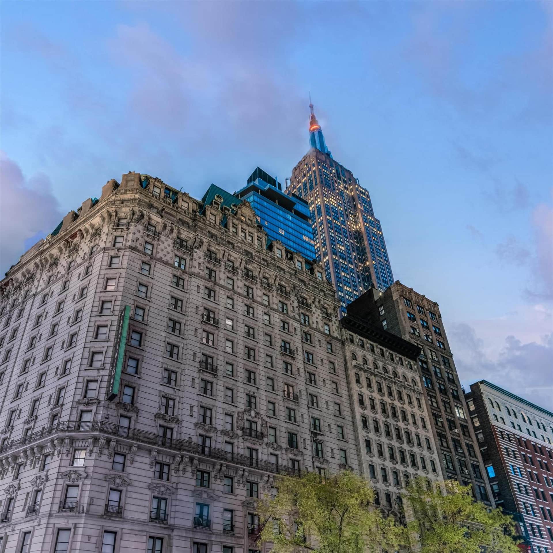 Martinique New York On Broadway