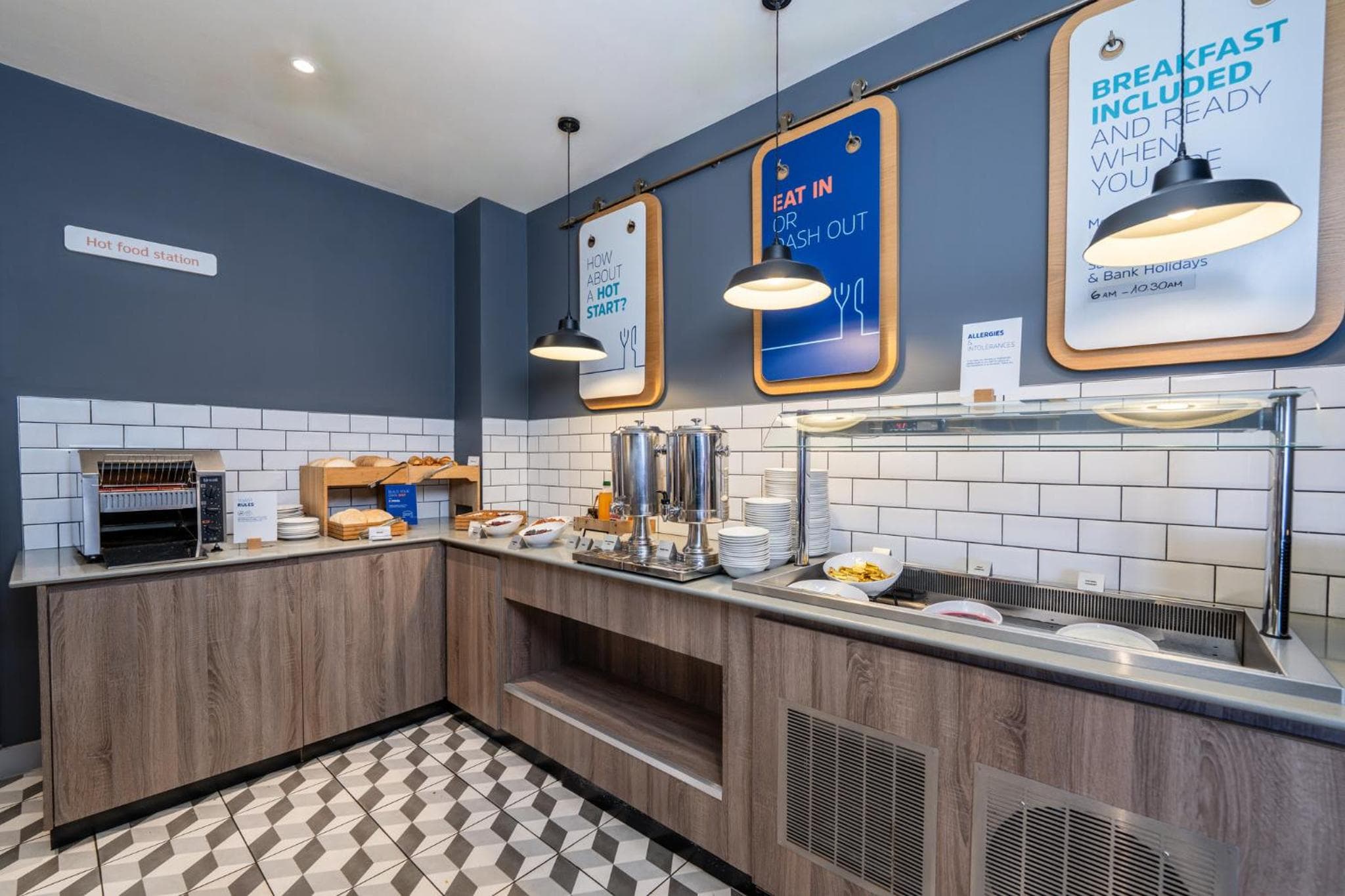 Holiday Inn Express Aberdeen Airport