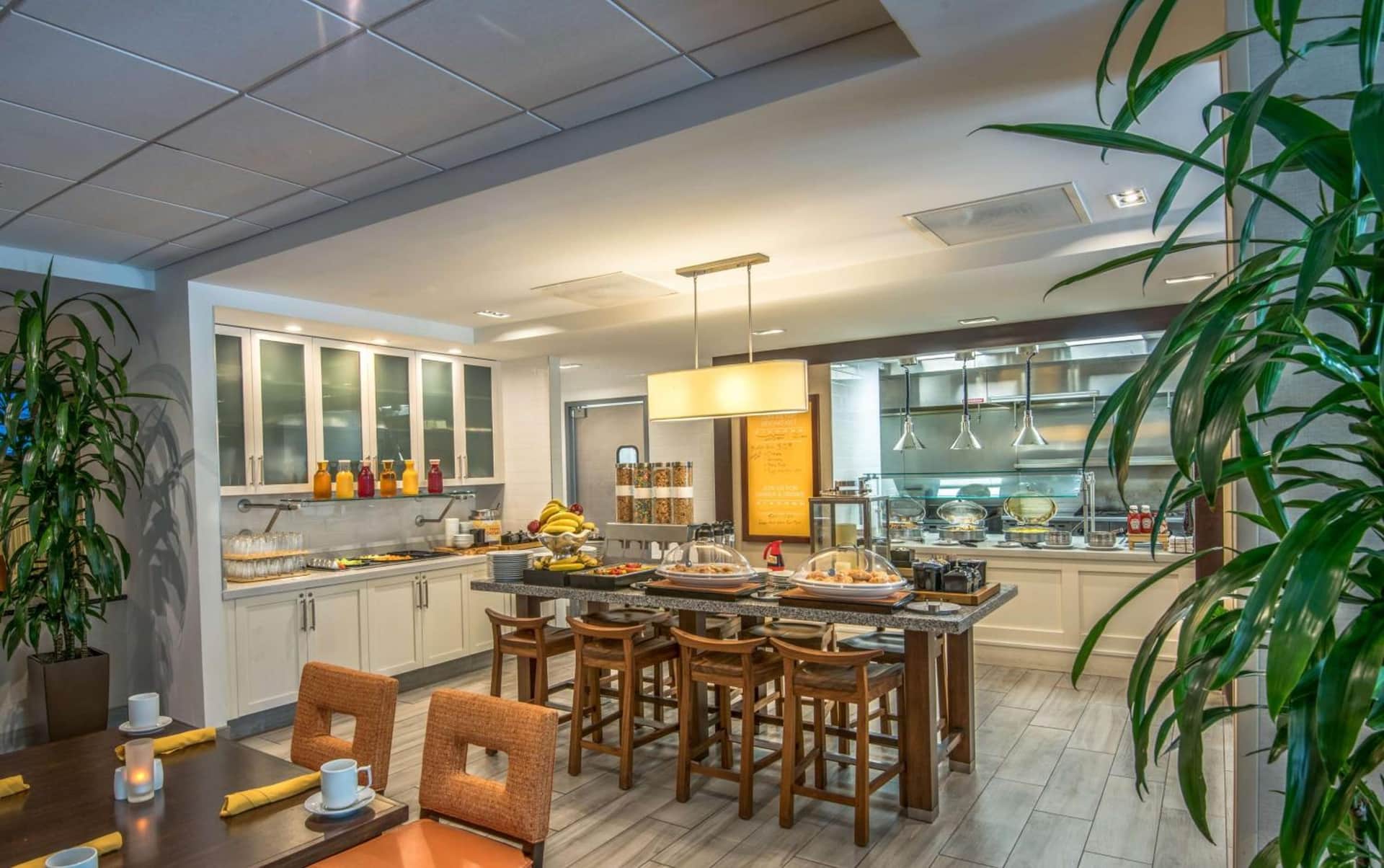 Hilton Garden Inn Reagan National Airport