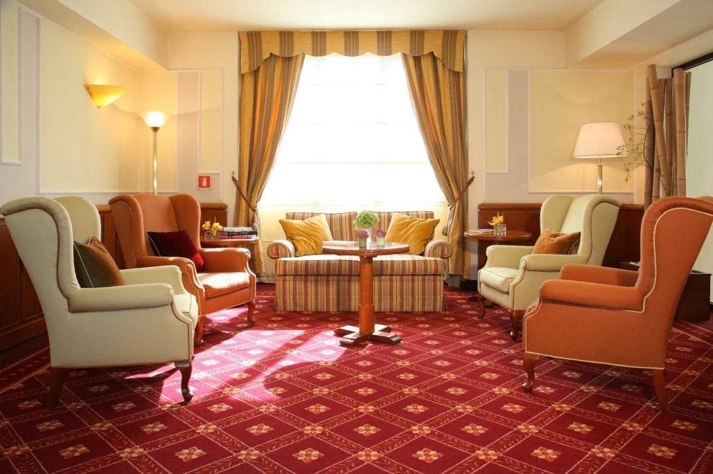 Starhotels Business Palace