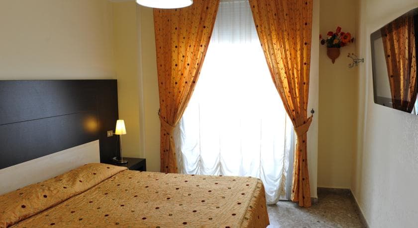 Hotel Gabbiano (Mola di Bari)