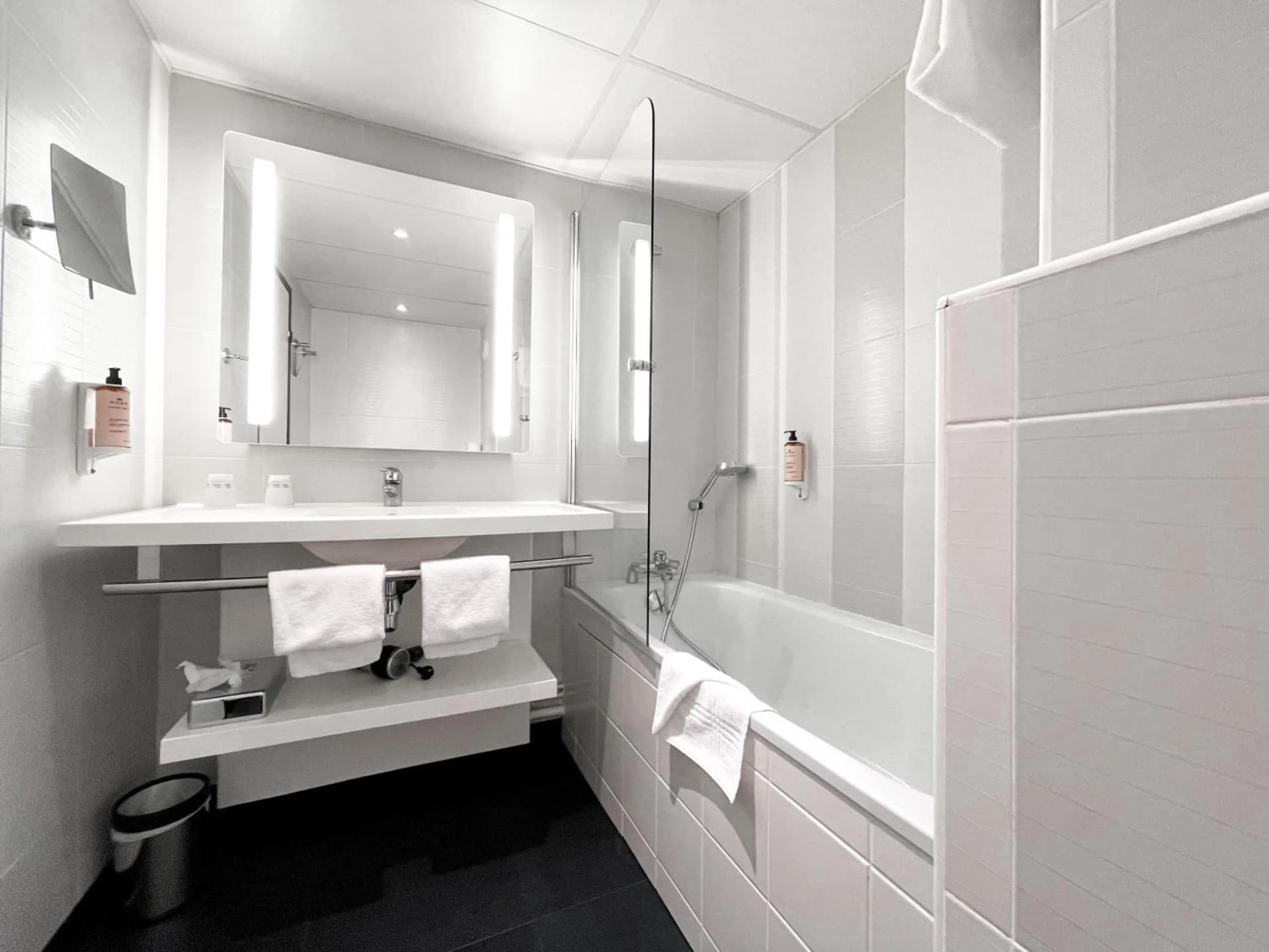 Mercure Paris Porte de Versailles Expo Hotel