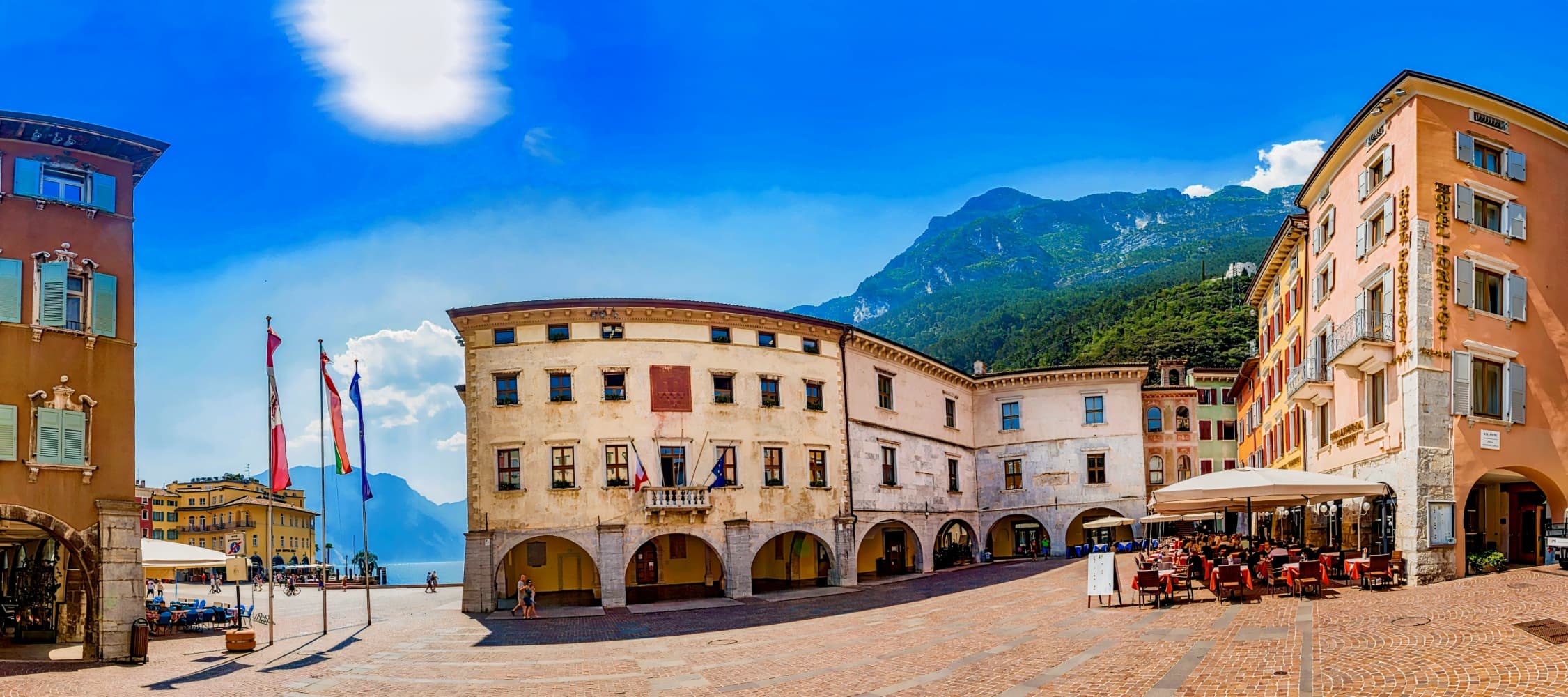 Hotel Portici Romantik & Wellness