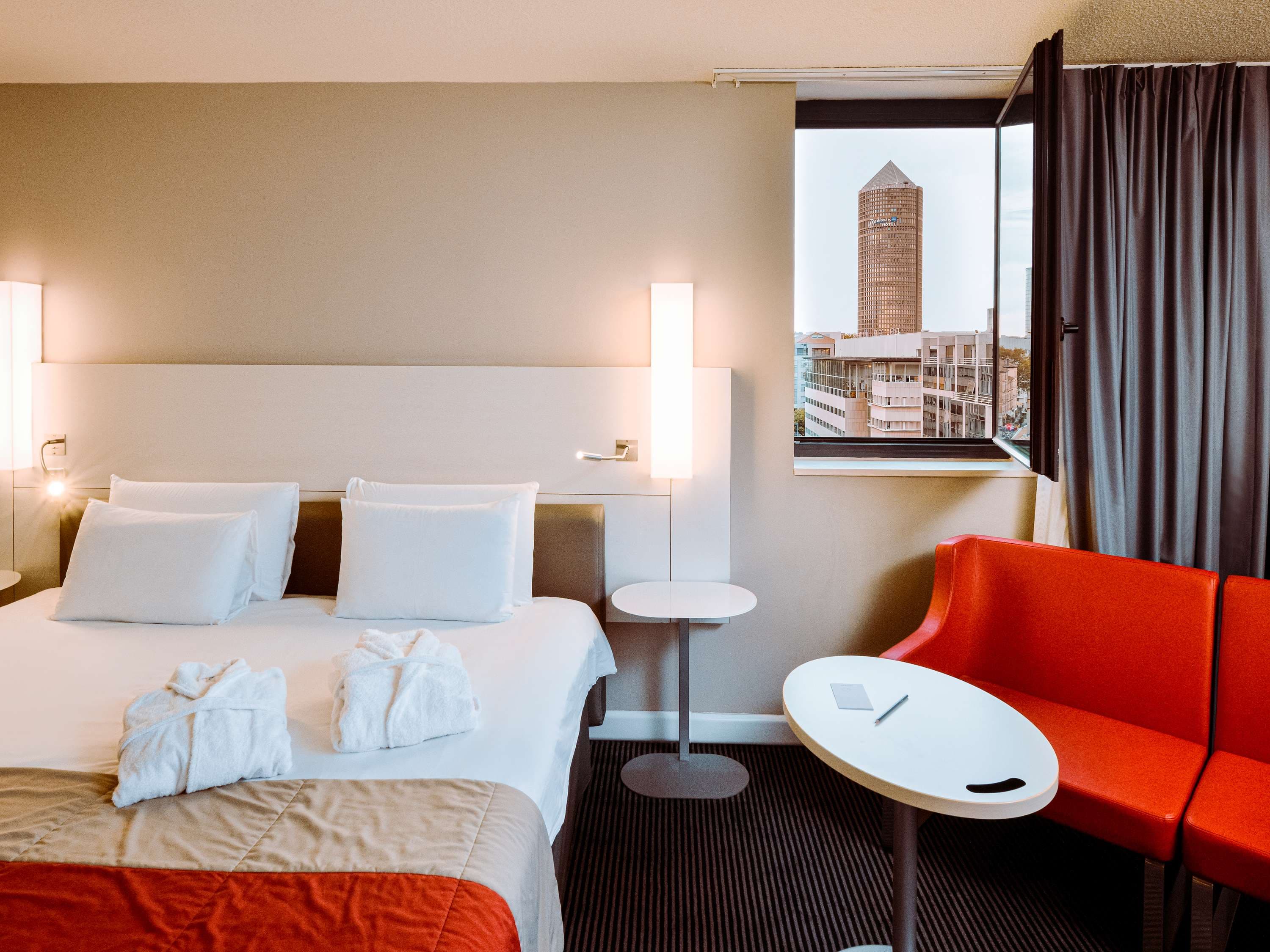 Mercure Lyon Centre Saxe Lafayette Hotel